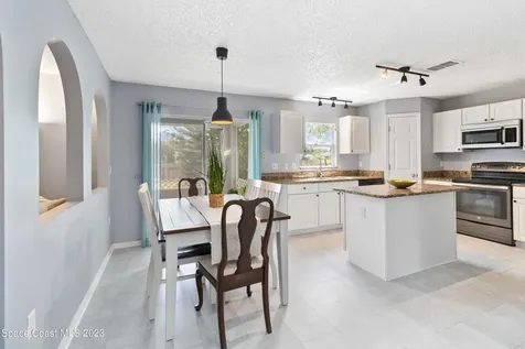 1531 Vista Lake Circle Melbourne FL 32904