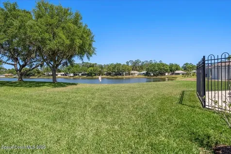 1531 Vista Lake Circle Melbourne FL 32904
