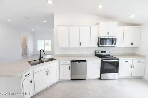 1516 Kylar Drive NW Palm Bay FL 32907