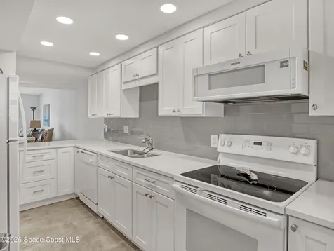 170 Paradise Boulevard Indialantic FL 32903
