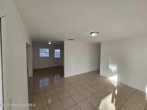 291 6th Court SW Vero Beach FL 32962