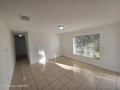 291 6th Court SW Vero Beach FL 32962