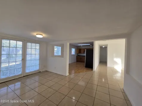 291 6th Court SW Vero Beach FL 32962