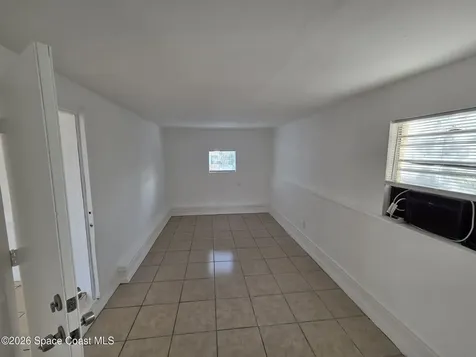 291 6th Court SW Vero Beach FL 32962