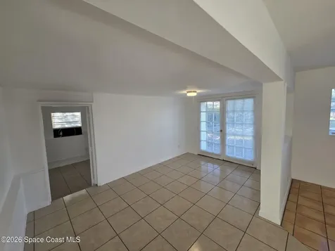 291 6th Court SW Vero Beach FL 32962
