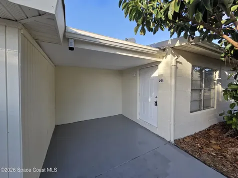 291 6th Court SW Vero Beach FL 32962