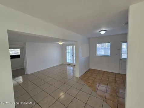 291 6th Court SW Vero Beach FL 32962