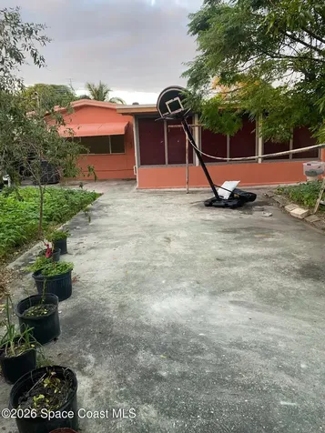 612 E Minnesota Street E Lantana FL 33462