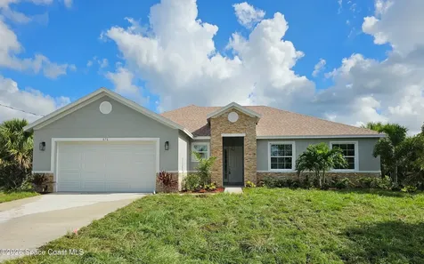 571 Fondulac Street SW Palm Bay FL 32908