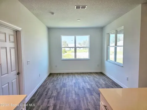 571 Fondulac Street SW Palm Bay FL 32908