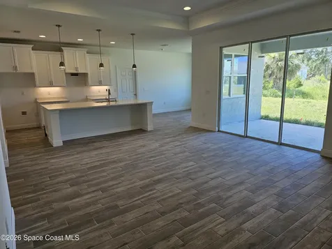 571 Fondulac Street SW Palm Bay FL 32908
