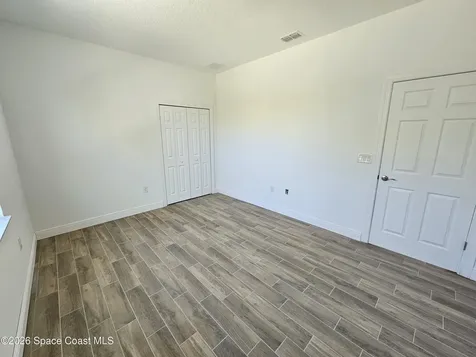 571 Fondulac Street SW Palm Bay FL 32908