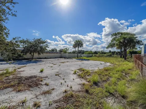 2814 S Harbor City Boulevard Melbourne FL 32901