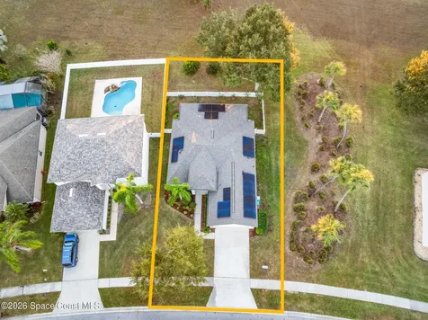 1684 Las Palmos Drive SW Palm Bay FL 32908