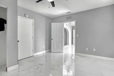 1051 Grove Avenue Cocoa FL 32922