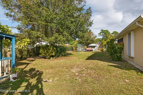 276 Taunton Road SW Palm Bay FL 32908