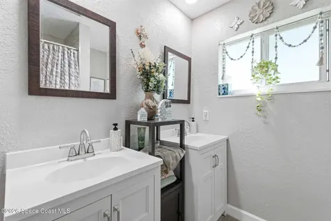 189 Coral Way E Indialantic FL 32903