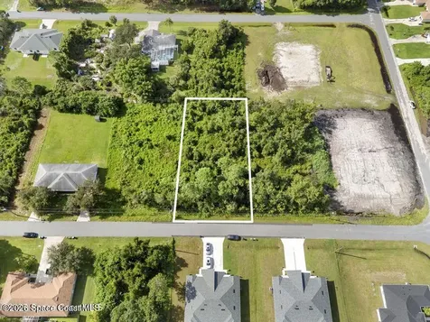 1626 SE Chamorro Street SE Palm Bay FL 32909