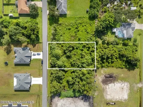 1626 SE Chamorro Street SE Palm Bay FL 32909