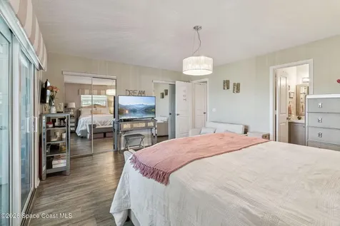 25 Vista Gardens Trail Vero Beach FL 32962