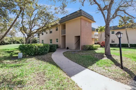 25 Vista Gardens Trail Vero Beach FL 32962