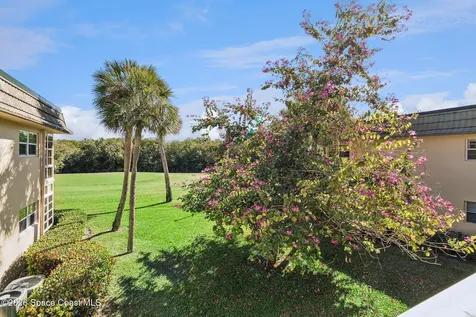 25 Vista Gardens Trail Vero Beach FL 32962