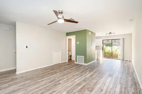 1300 Arlington Lane NE Palm Bay FL 32905