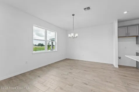 927 Castleford Avenue NE Palm Bay FL 32905