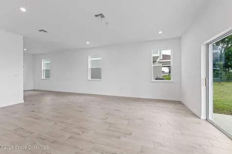 927 Castleford Avenue NE Palm Bay FL 32905