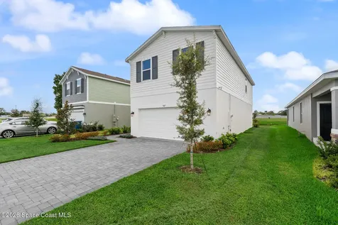 927 Castleford Avenue NE Palm Bay FL 32905