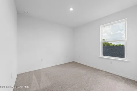 927 Castleford Avenue NE Palm Bay FL 32905