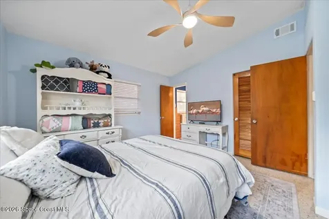 2123 N Indian River Drive Cocoa FL 32922