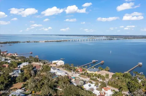 2123 N Indian River Drive Cocoa FL 32922
