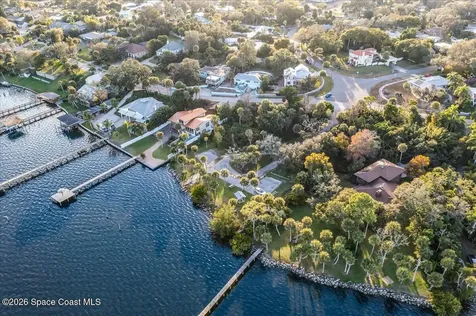 2123 N Indian River Drive Cocoa FL 32922