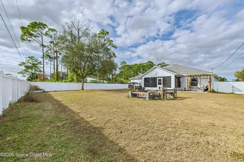 324 Brookedge Street NE Palm Bay FL 32907