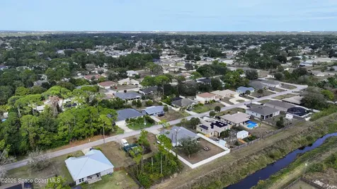 324 Brookedge Street NE Palm Bay FL 32907