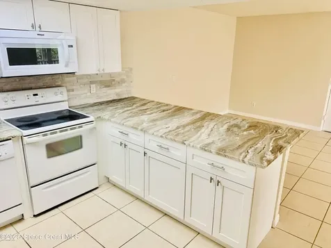1648 Sunny Brook Lane NE Palm Bay FL 32905