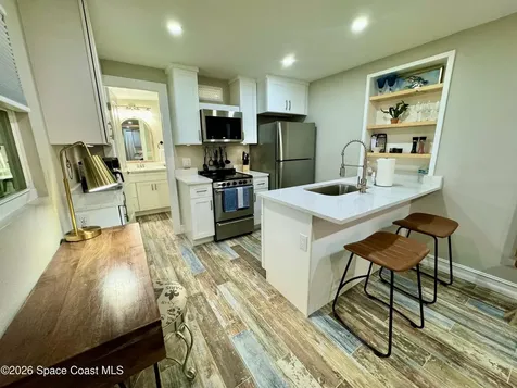 208 W Seminole Avenue Melbourne FL 32901