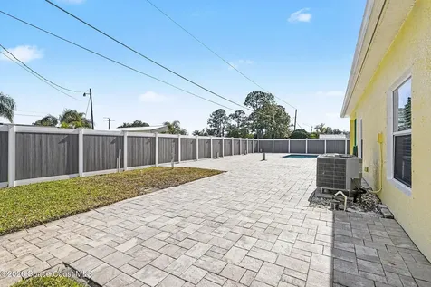 315 Bryn Mawr Avenue NE Palm Bay FL 32907