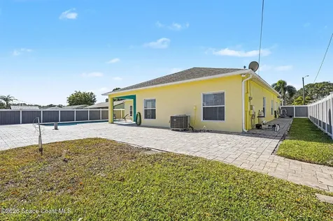 315 Bryn Mawr Avenue NE Palm Bay FL 32907