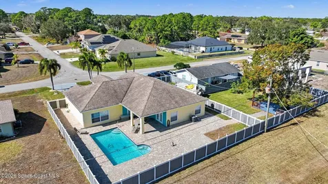 315 Bryn Mawr Avenue NE Palm Bay FL 32907