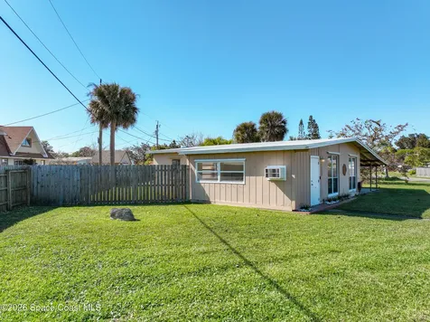 1090 Bianca Drive NE Palm Bay FL 32905
