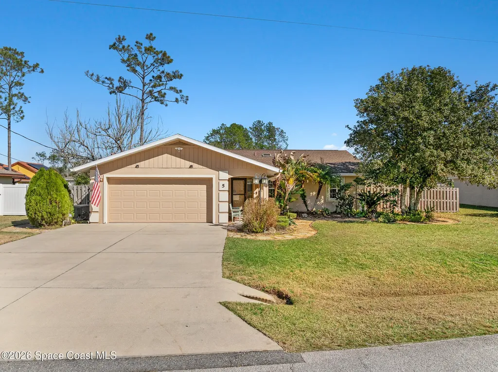 5 Kalendar Court Palm Coast FL 32164