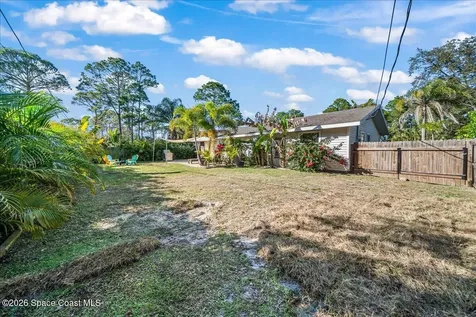 346 Cactus Street SE Palm Bay FL 32909
