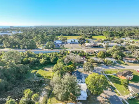1509 Bon Air Plaza Titusville FL 32780