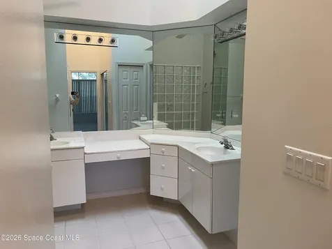 729 Kenwood Circle Melbourne FL 32940