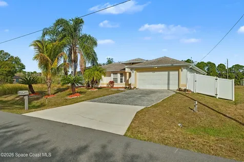 1175 Altamira Street NW Palm Bay FL 32907