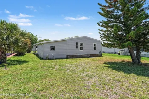 5380 Bannock Street Micco FL 32976