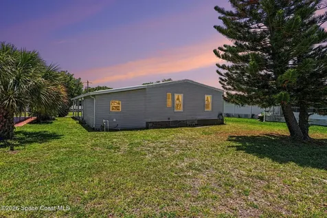 5380 Bannock Street Micco FL 32976
