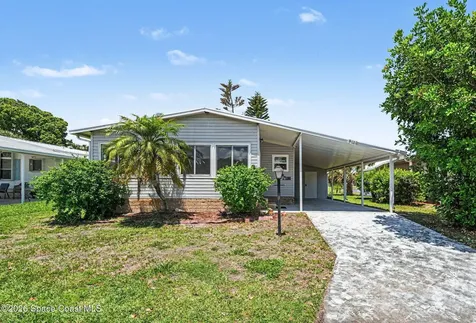 5380 Bannock Street Micco FL 32976